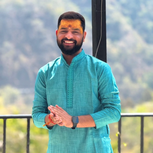 Yogi Ashish, Hatha and Ashtanga Yoga teacher at Haritha Yogshala, Rishikesh